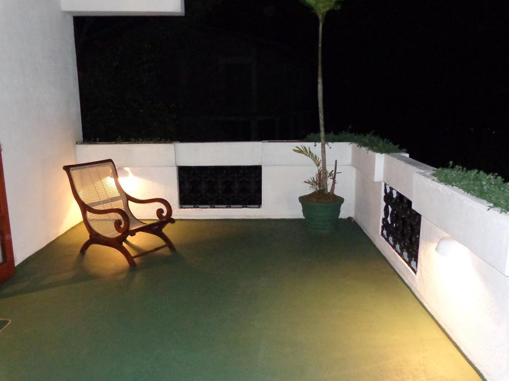 Banda Casa, Канди Экстерьер фото